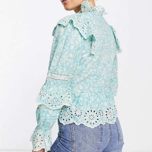 River Island Floral Ruffle Neck Blouse - Picture 2 of 7